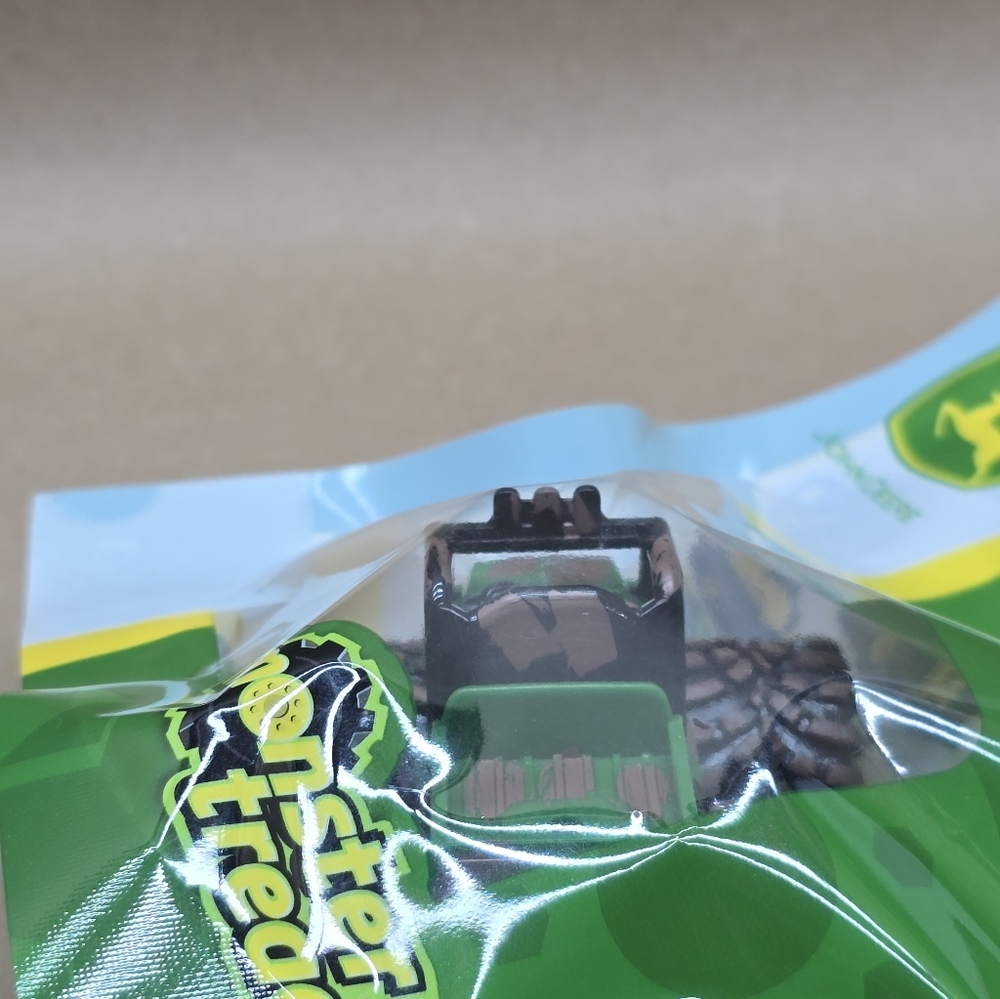 John Deere Mini Monster Treads Toy Car - Green - Picture 4 of 8